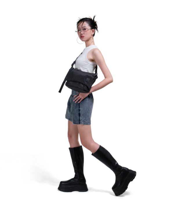 Swift Sling Bag