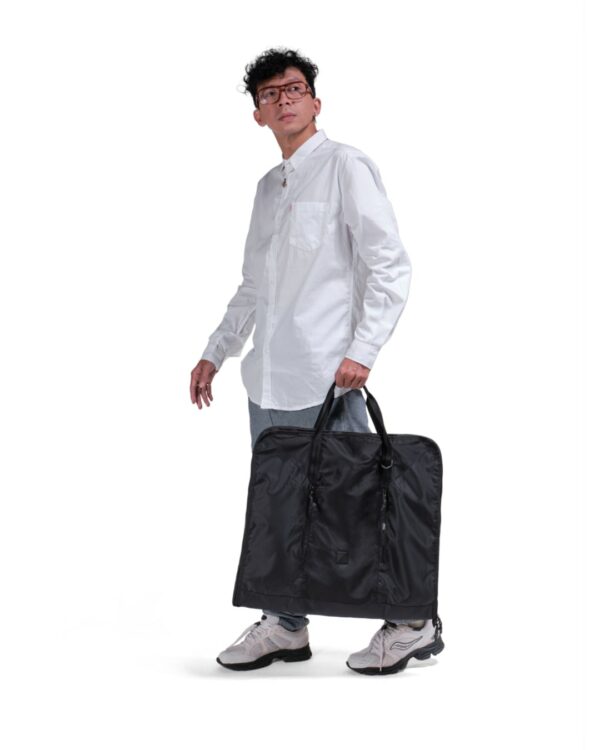 Motion Garment Bag