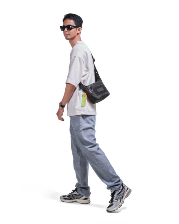 Blitz Sling Bag